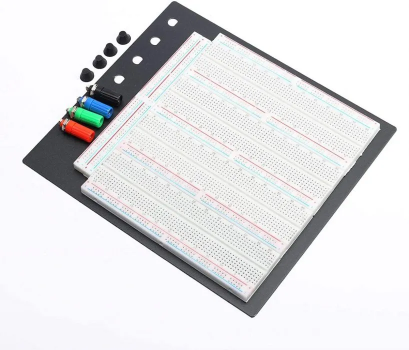 SOLDERLESS BREADBOARD – 3220 TIE POINT BB-3220